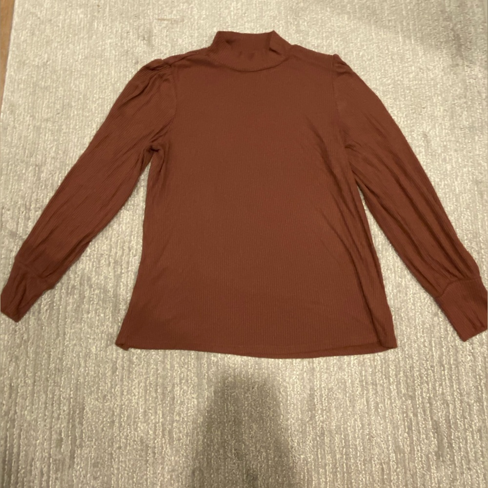 LG women’s long sleeve shirt